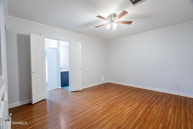 213 Longleaf Drive, Broussard, LA 70518