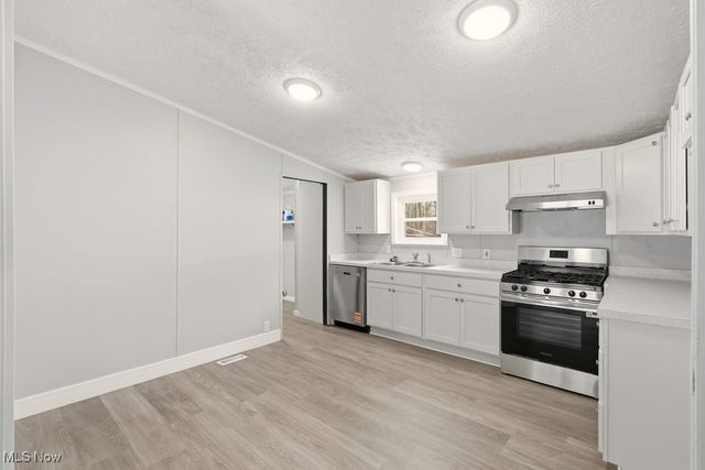 6809 Sumner Road, Ravenna, OH 44266