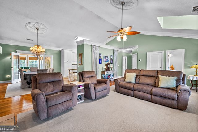 10 Ol Blues Point, Newnan, GA 30263