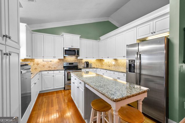 10 Ol Blues Point, Newnan, GA 30263