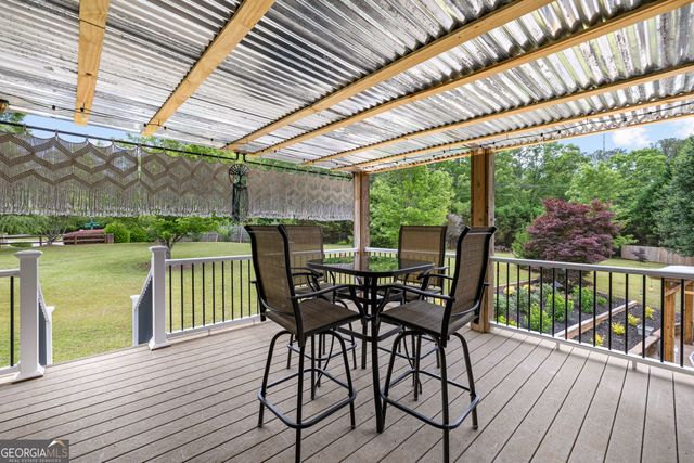 10 Ol Blues Point, Newnan, GA 30263