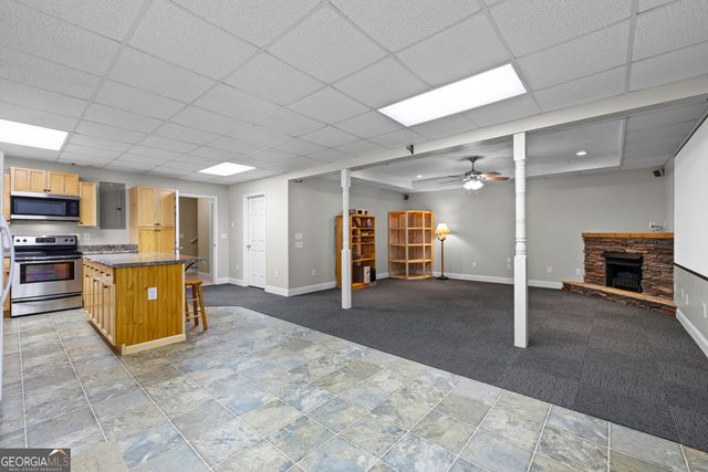 10 Ol Blues Point, Newnan, GA 30263