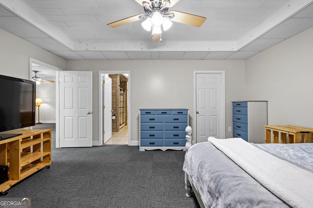 10 Ol Blues Point, Newnan, GA 30263