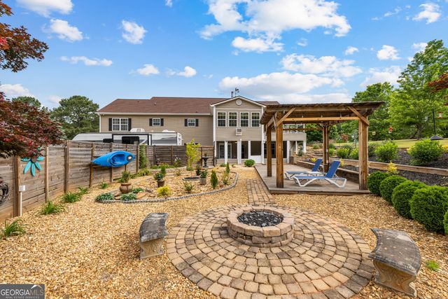 10 Ol Blues Point, Newnan, GA 30263