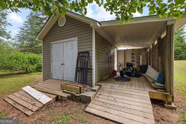 10 Ol Blues Point, Newnan, GA 30263