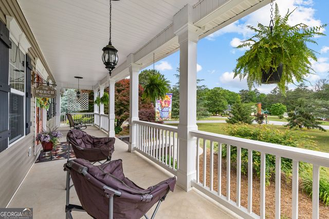 10 Ol Blues Point, Newnan, GA 30263