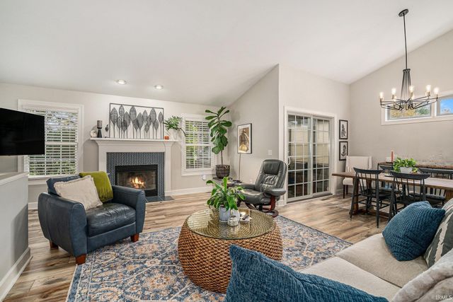 958 Tealwood Drive, South Bend, IN 46614