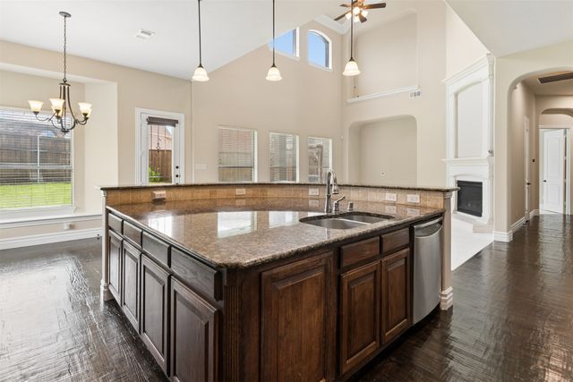 4136 Choctaw Drive, Carrollton, TX 75010