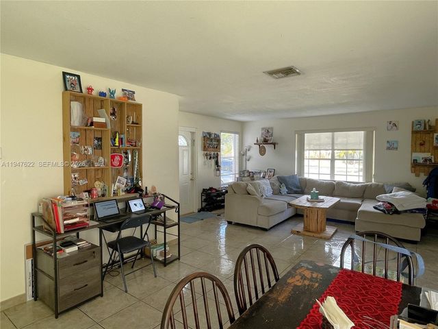 9810 SW 222nd Ter ., Cutler Bay, FL 33190