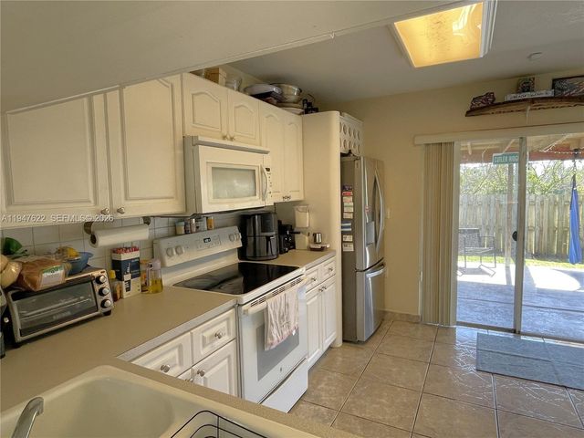 9810 SW 222nd Ter ., Cutler Bay, FL 33190