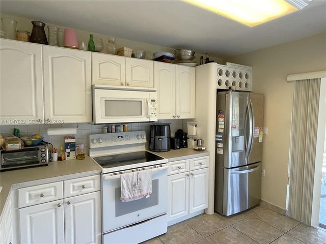 9810 SW 222nd Ter ., Cutler Bay, FL 33190