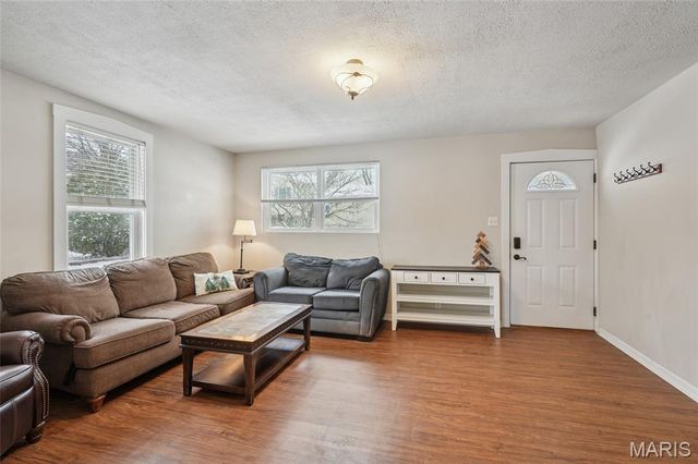 609 Henry Street, Washington, MO 63090