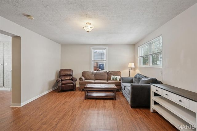 609 Henry Street, Washington, MO 63090