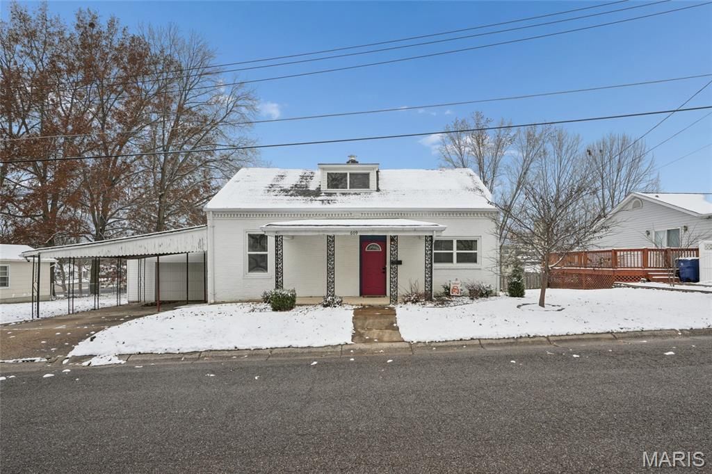 609 Henry Street, Washington, MO 63090