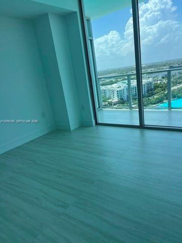 2411 Laguna Circle 1509, Miami, FL 33181