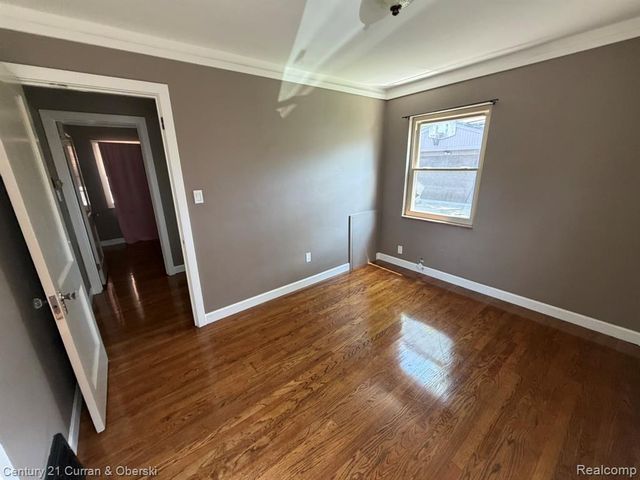 22905 Sheridan Street, Dearborn, MI 48128