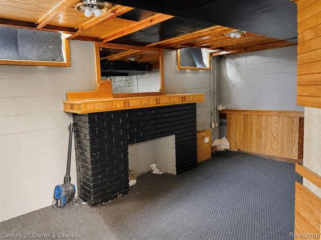 22905 Sheridan Street, Dearborn, MI 48128