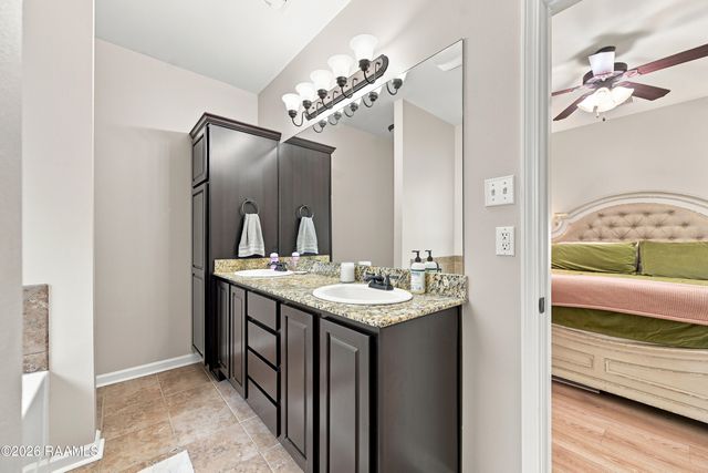 109 Tealbrook Drive, Scott, LA 70583
