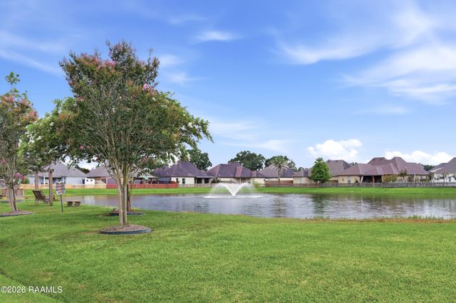 109 Tealbrook Drive, Scott, LA 70583