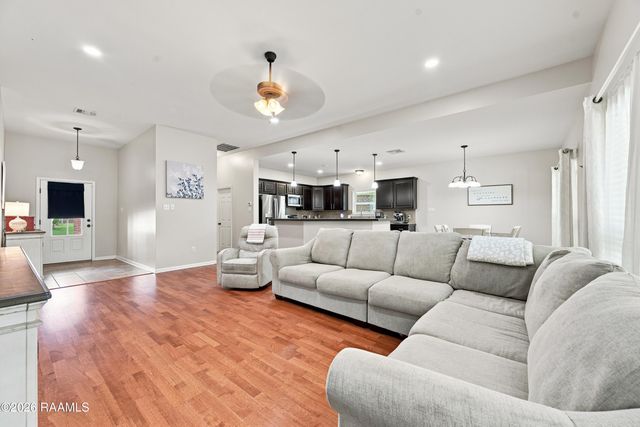 109 Tealbrook Drive, Scott, LA 70583