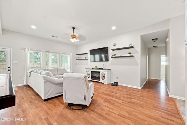 109 Tealbrook Drive, Scott, LA 70583