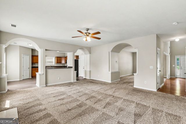 28 Trayton Way, Hiram, GA 30141