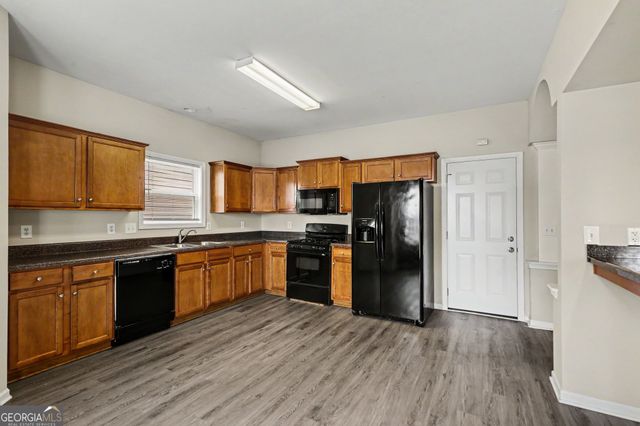 28 Trayton Way, Hiram, GA 30141