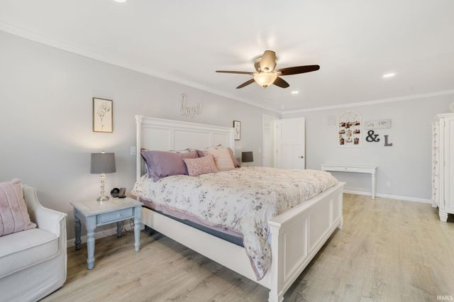 7395 E Hudson Pointe Lane, New Carlisle, IN 46552