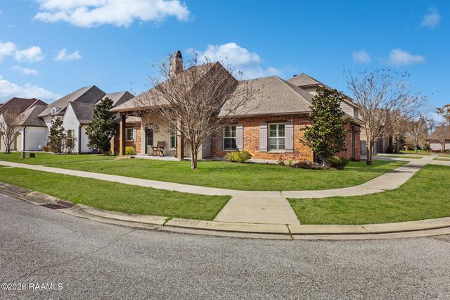 100 Fernridge Drive, Lafayette, LA 70508