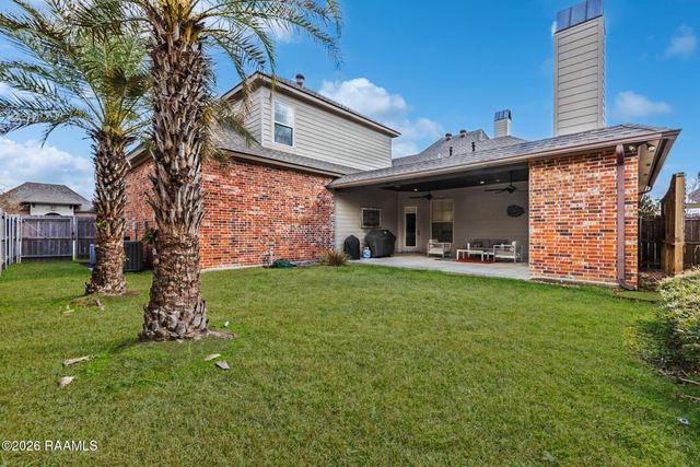 100 Fernridge Drive, Lafayette, LA 70508