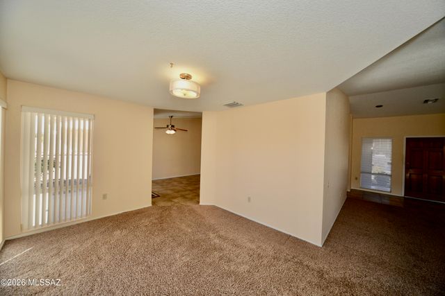 1477 W Desert Jewel Court, Green Valley, AZ 85622