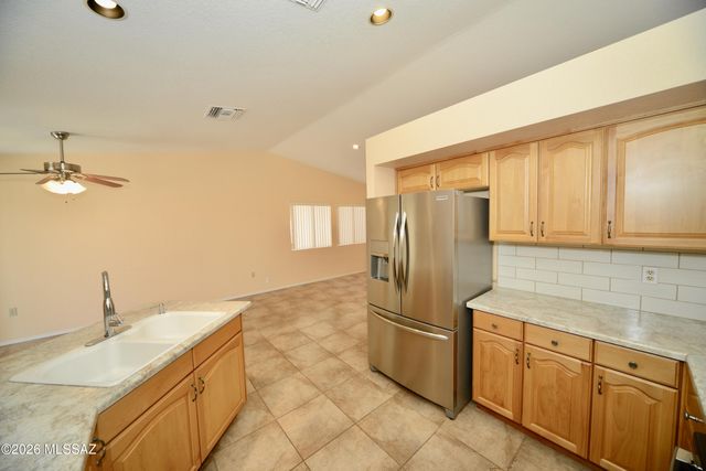 1477 W Desert Jewel Court, Green Valley, AZ 85622