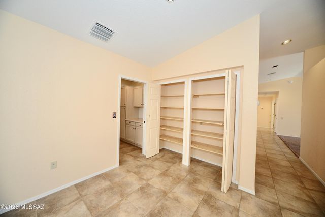 1477 W Desert Jewel Court, Green Valley, AZ 85622