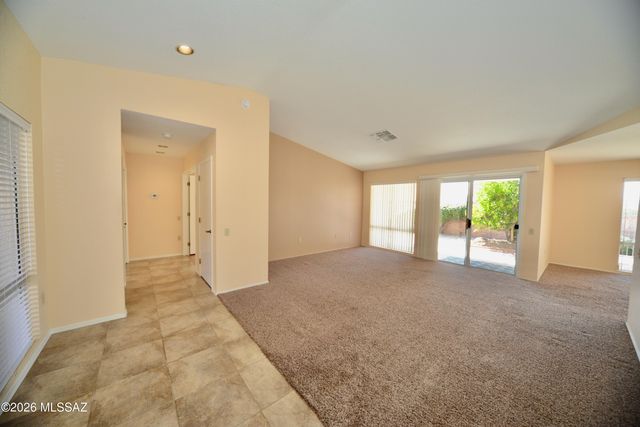 1477 W Desert Jewel Court, Green Valley, AZ 85622