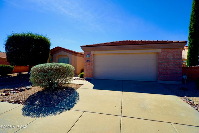 1477 W Desert Jewel Court, Green Valley, AZ 85622