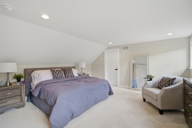 533 E 88th Place, Chicago, IL 60619