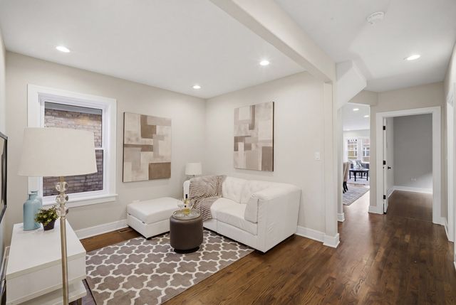 533 E 88th Place, Chicago, IL 60619