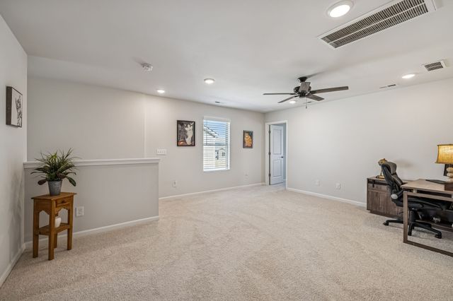 3254 Holiday Ln, Columbia, TN 38401