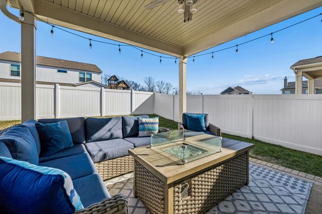 3254 Holiday Ln, Columbia, TN 38401