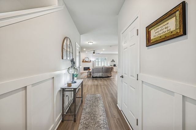 3254 Holiday Ln, Columbia, TN 38401