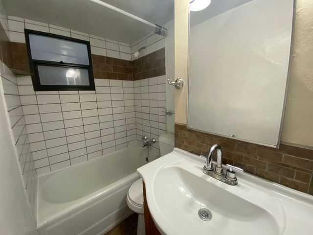 1621 W 9TH Ave, Spokane, WA 99223
