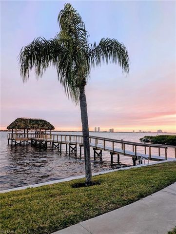 15452 Admiralty CIR 9, North Fort Myers, FL 33917