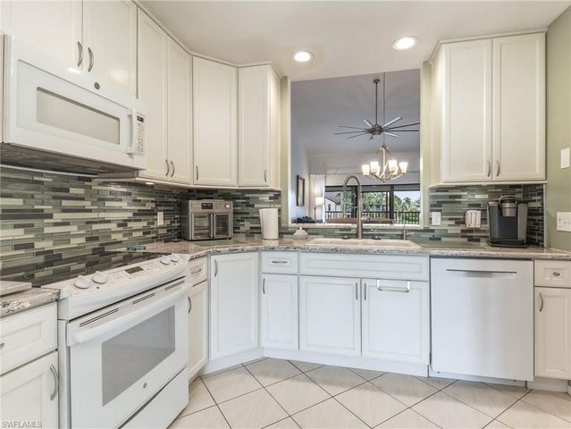15452 Admiralty CIR 9, North Fort Myers, FL 33917