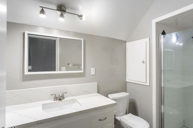 1805 E Orangeburg Ave, Modesto, CA 95355