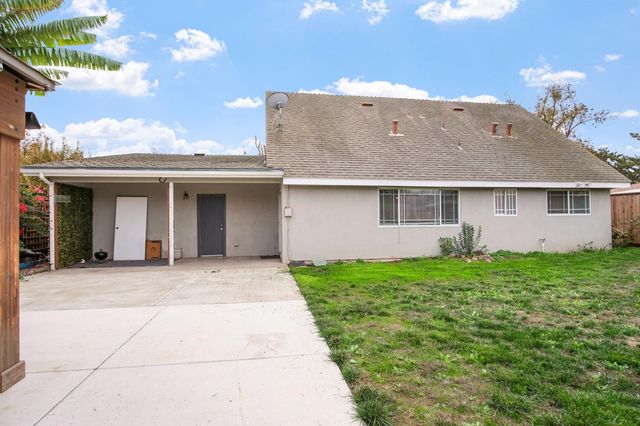 1805 E Orangeburg Ave, Modesto, CA 95355