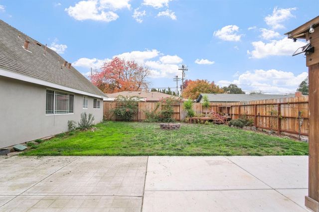 1805 E Orangeburg Ave, Modesto, CA 95355