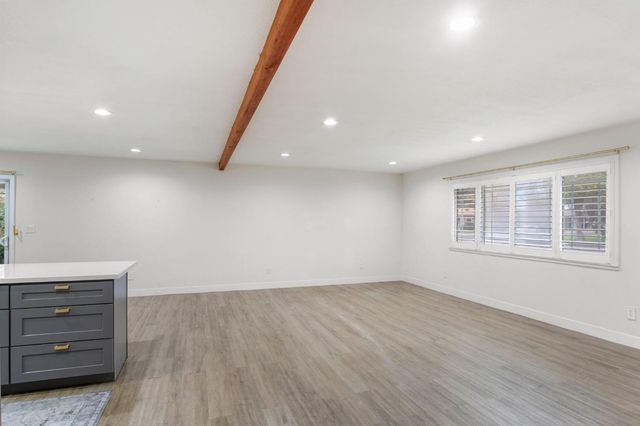 1805 E Orangeburg Ave, Modesto, CA 95355