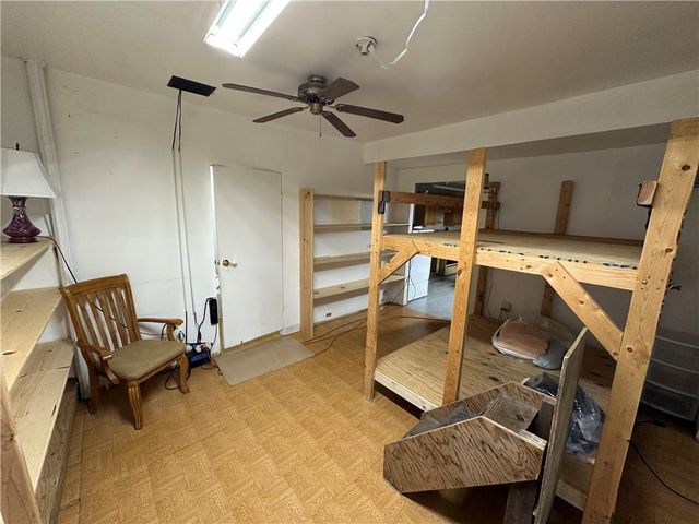 2332 Park Lane, Oak Grove, MO 64075