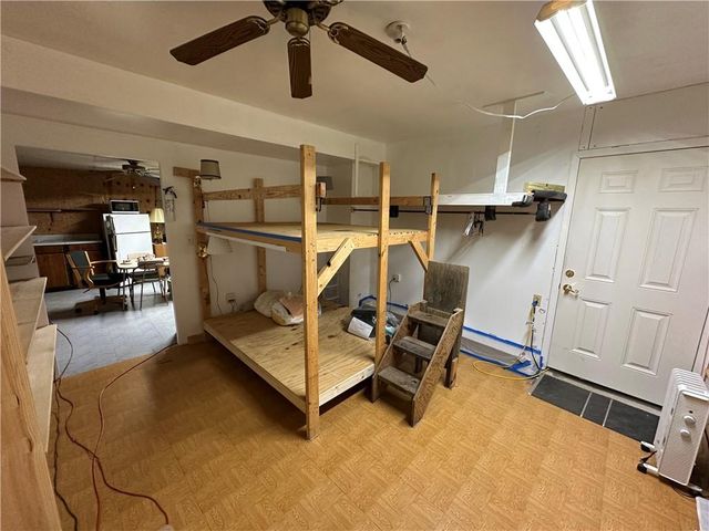2332 Park Lane, Oak Grove, MO 64075
