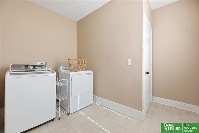 3629 S 23rd Street, Omaha, NE 68108